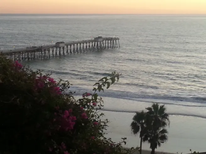 San Clemente Pier by www.southocbeaches.com